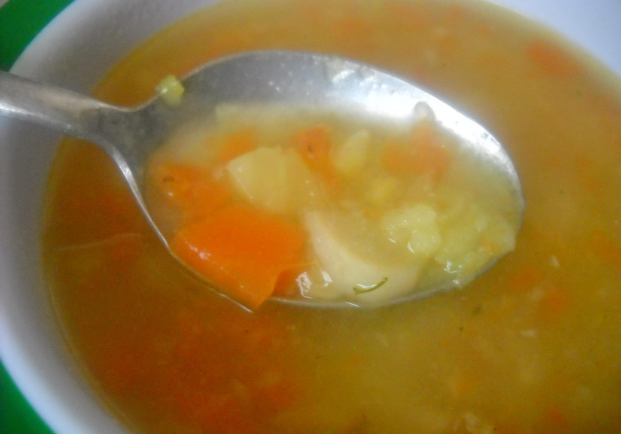 Zupa ziemniaczana z zasmażką foto