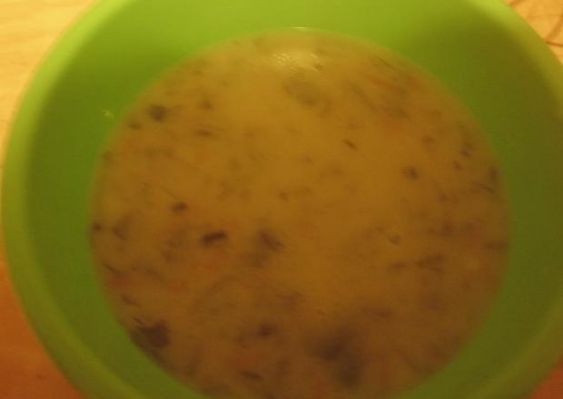 Fotografia przedstawiająca zupa ziemniaczana ze smietaną