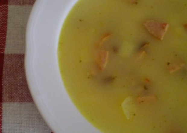 Fotografia przedstawiająca Zupa ziemniaczano-chrzanowa