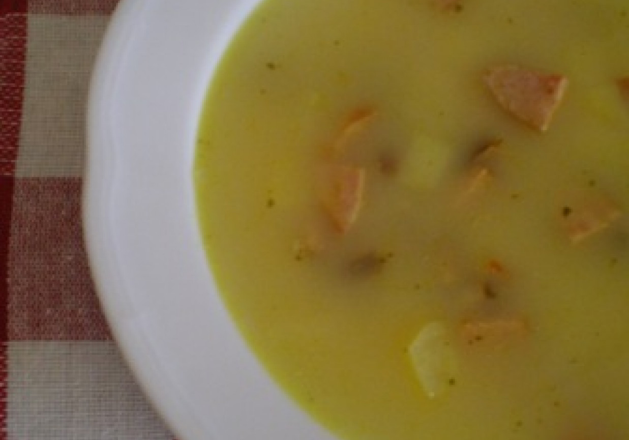 Zupa ziemniaczano-chrzanowa foto