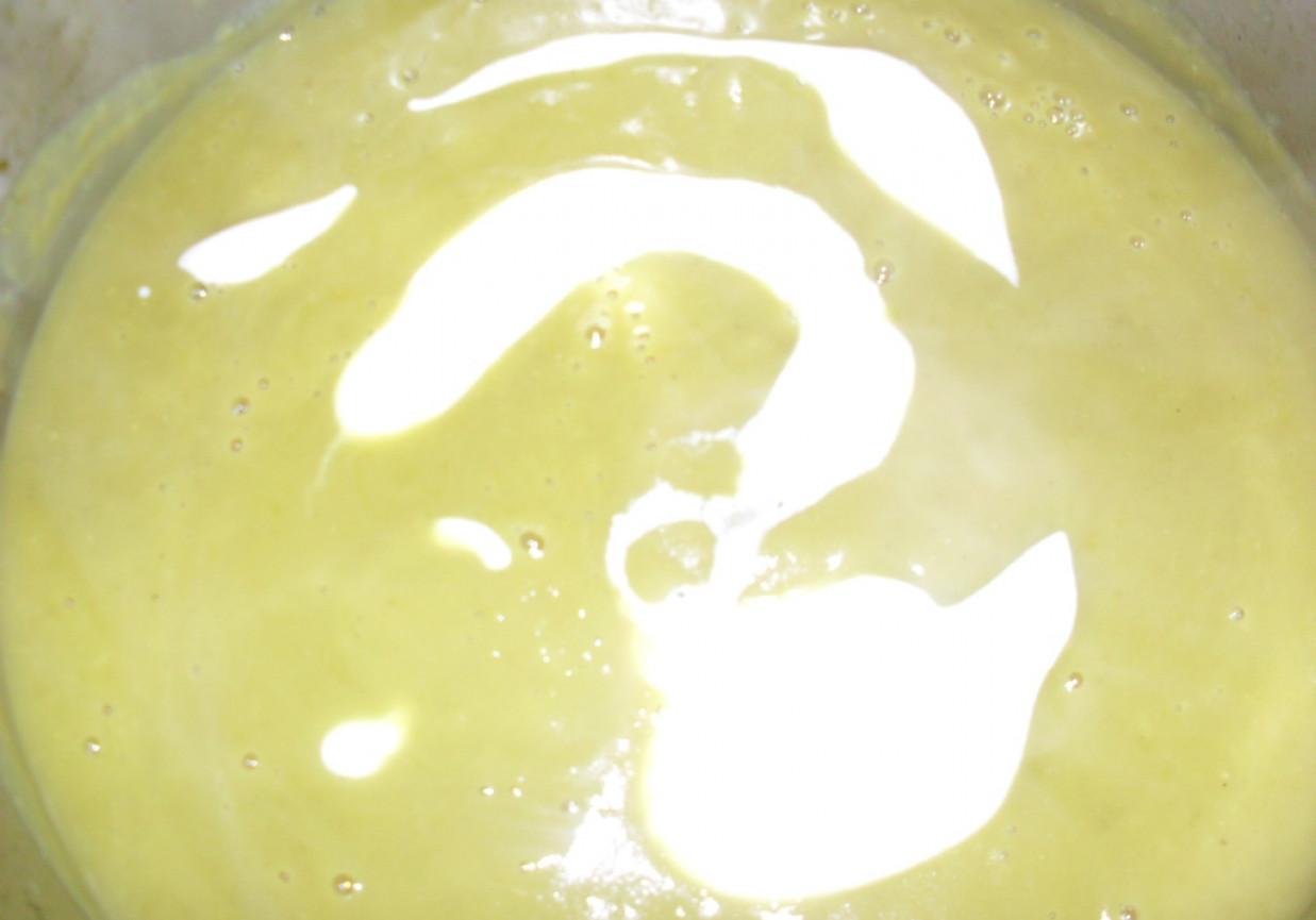 Zupa-krem z groszku foto