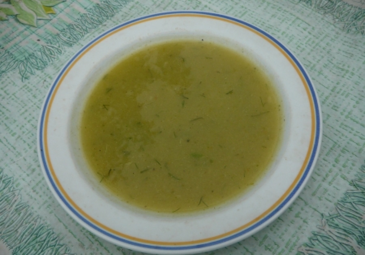 Zupa-krem z kalarepki z koperkiem foto
