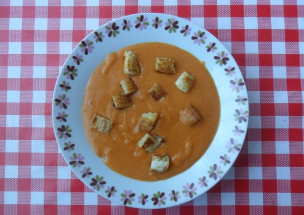 Fotografia przedstawiająca Zupa-krem z marchewki