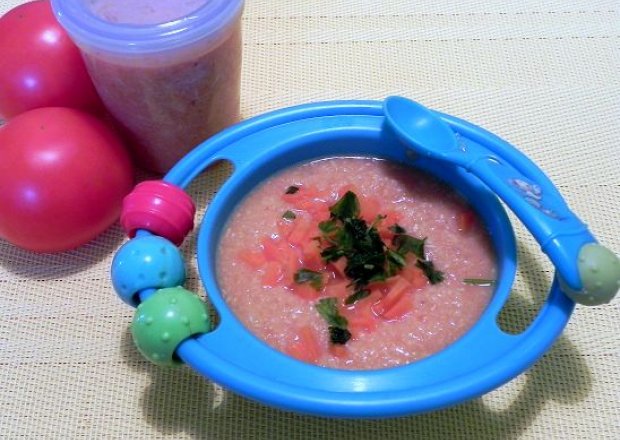 Fotografia przedstawiająca Zupka pomidorowa z ryżem i mięskiem (powyżej 12 miesiąca)