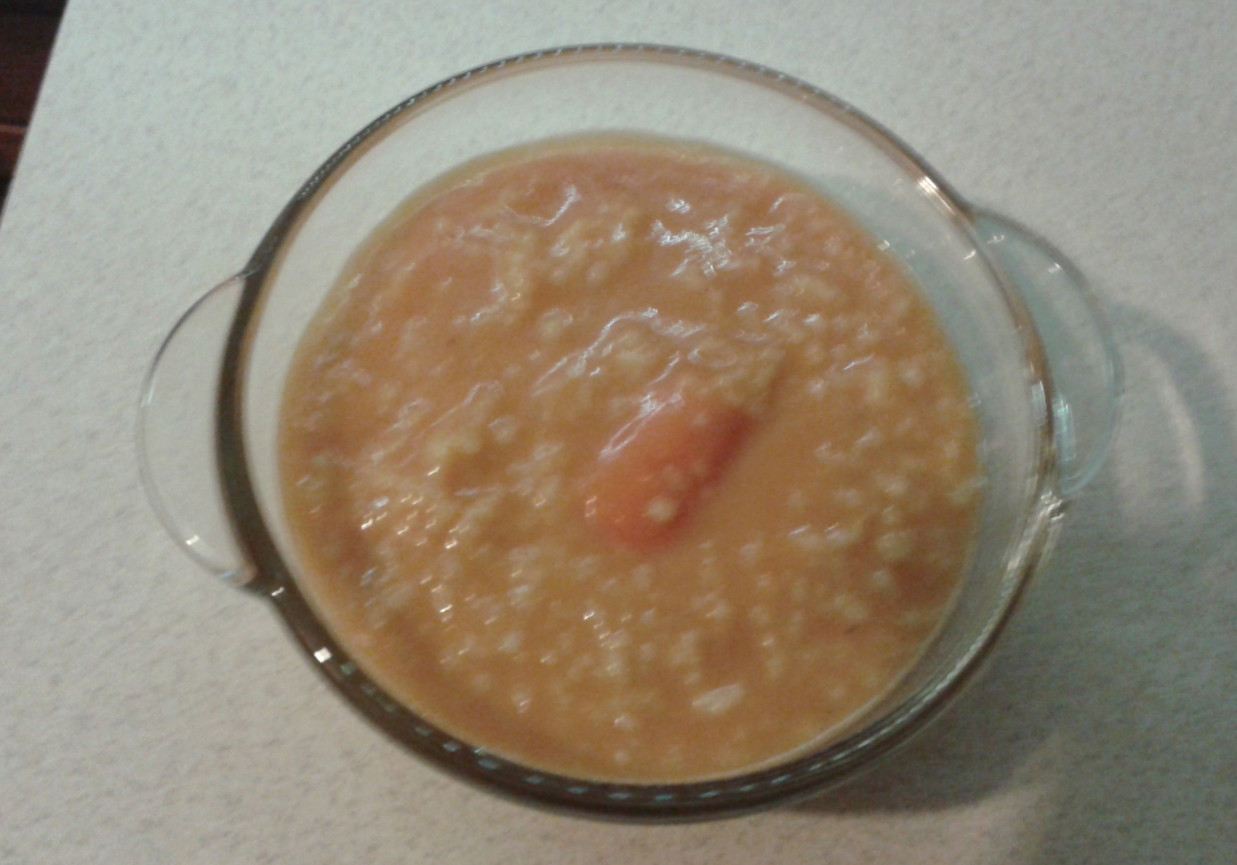 Zupka pomidorowa z ryżem foto