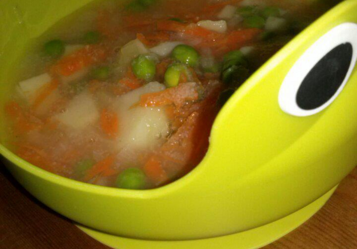 Zupka warzywna z groszkiem foto