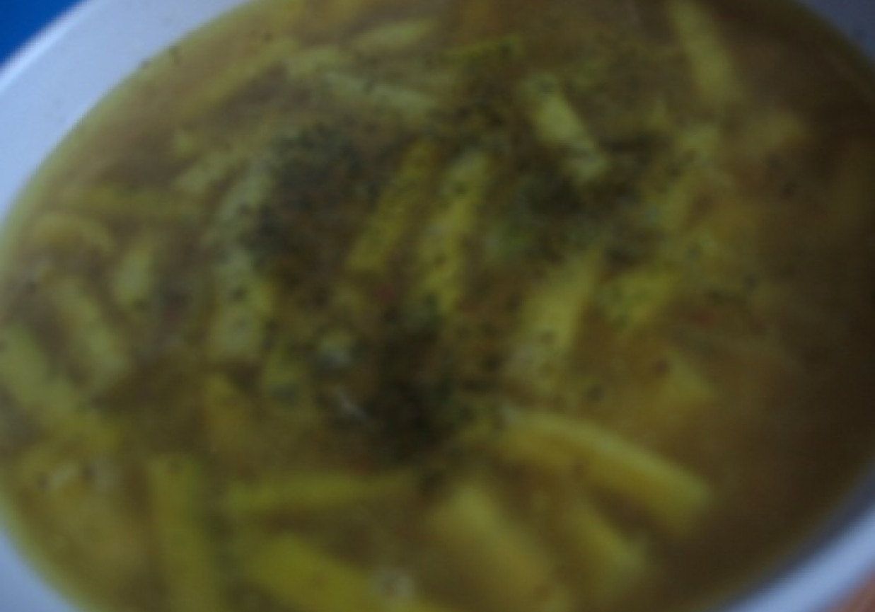 zupka z fasolki szparagowej na rosole foto