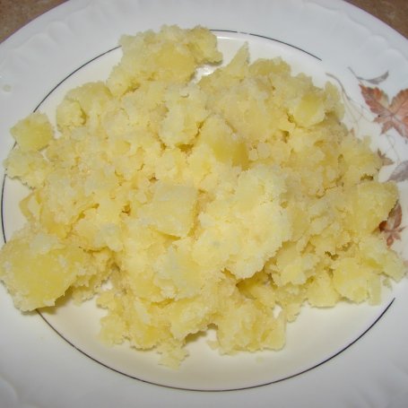 Krok 5 - Żur na białej kiełbasce z ziemniakami foto