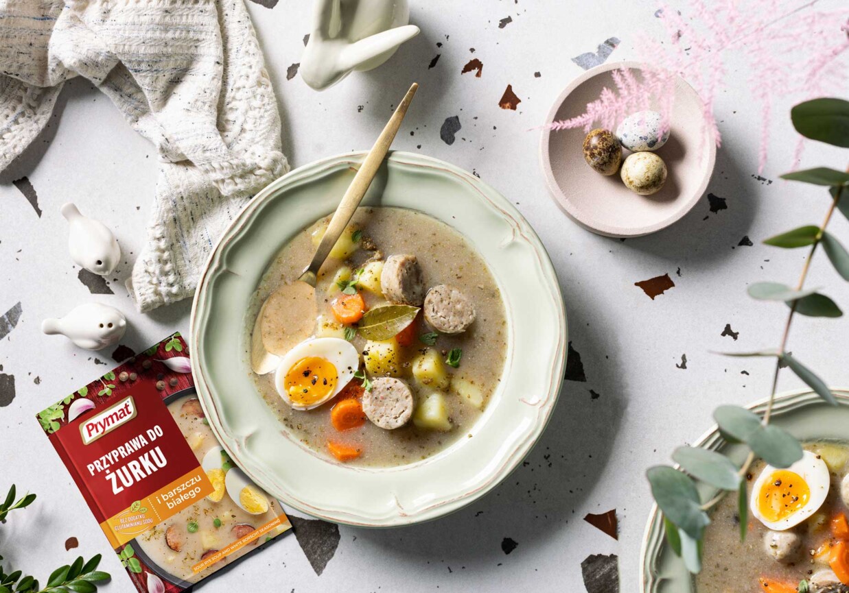 Żur wielkanocny z białą kiełbasą foto