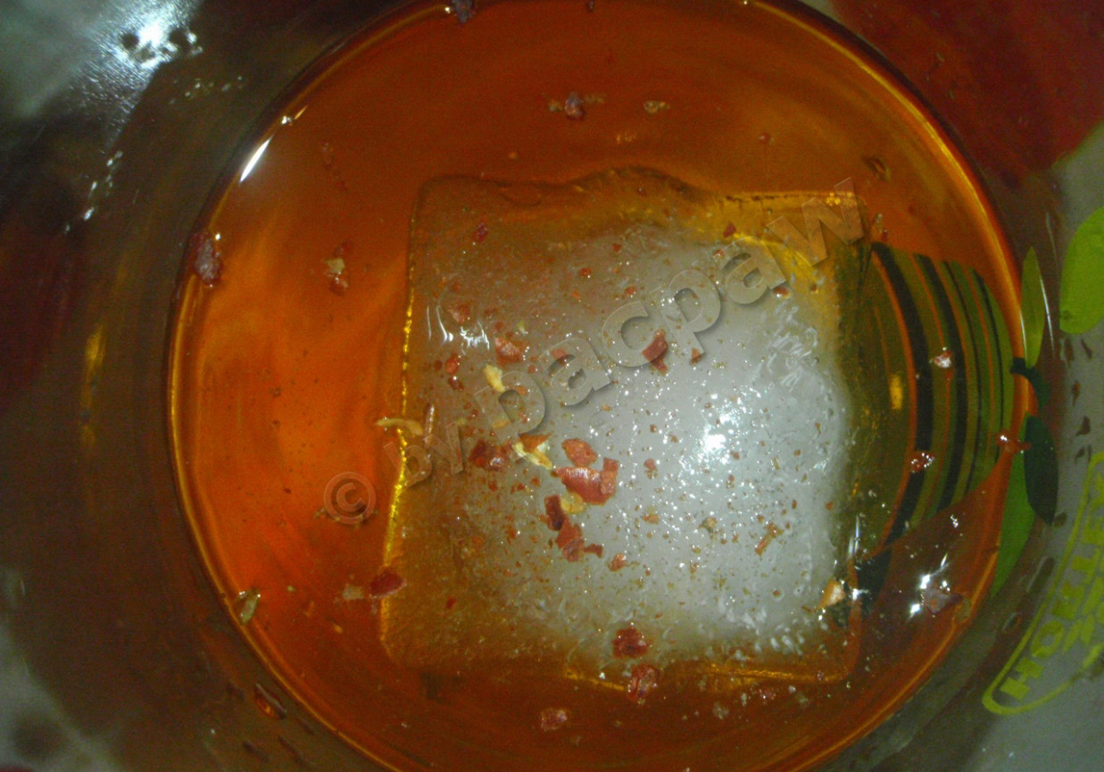 Żurbrówka z sokiem jabłkowym i chili foto
