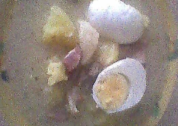 Fotografia przedstawiająca Żurek z ziemniakami i jajkiem