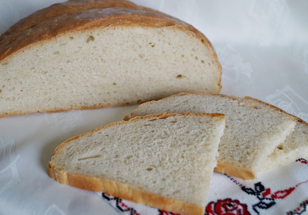 Zwykły chleb pszenny foto