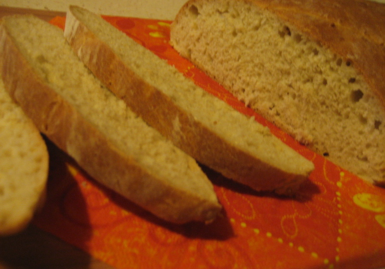 Zwykły pszenny chleb foto