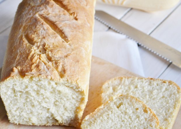 Fotografia przedstawiająca Zwykły pszenny chleb