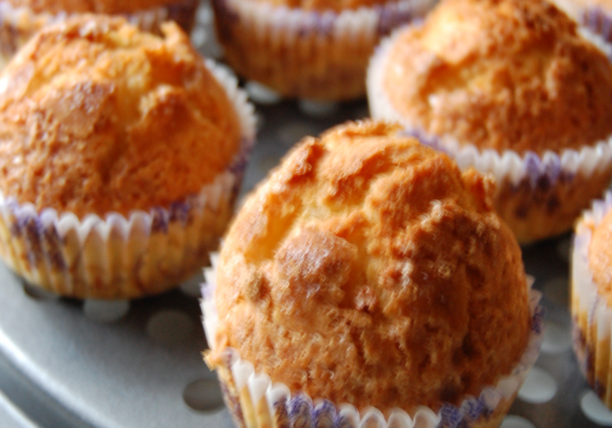 Żytnio-pszenne muffiny z cukrem trzcinowym foto